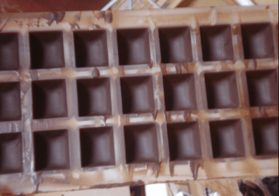 molde con chocolate frio