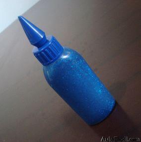 Plasticola azul