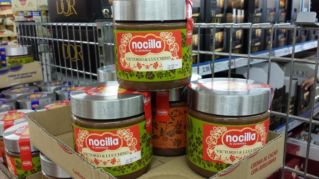 Crema de chocolate Nocilla. Marketing. Envases