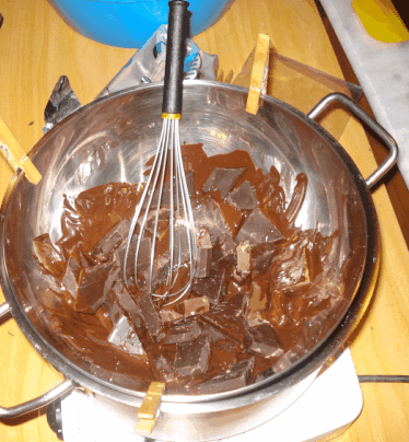 Derretir el chocolate en baño maria