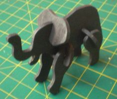 Elefante en Madera de Balsa