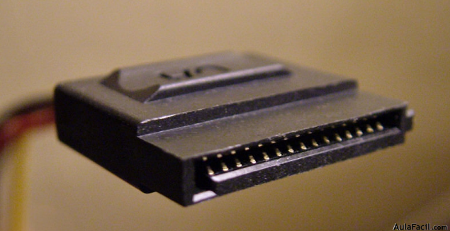 Conector SATA