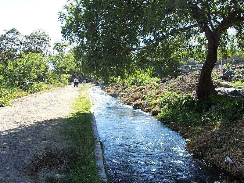 Acequia