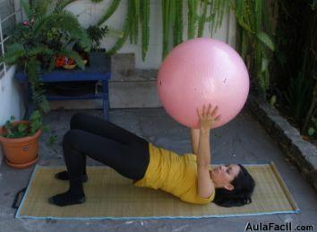 Elevación frontal con pelota