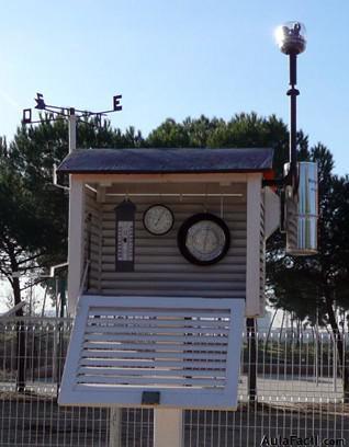 Caseta de una estación meteorológica