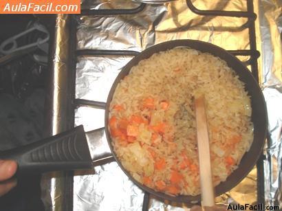 Pilaf de arroz con zanahorias