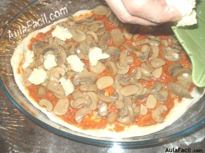 PIZZA DE CHAMPIÑONES